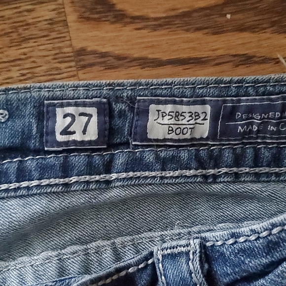 Miss Me Jean's Style#JP585382 Size 27 - Picture 2 of 5